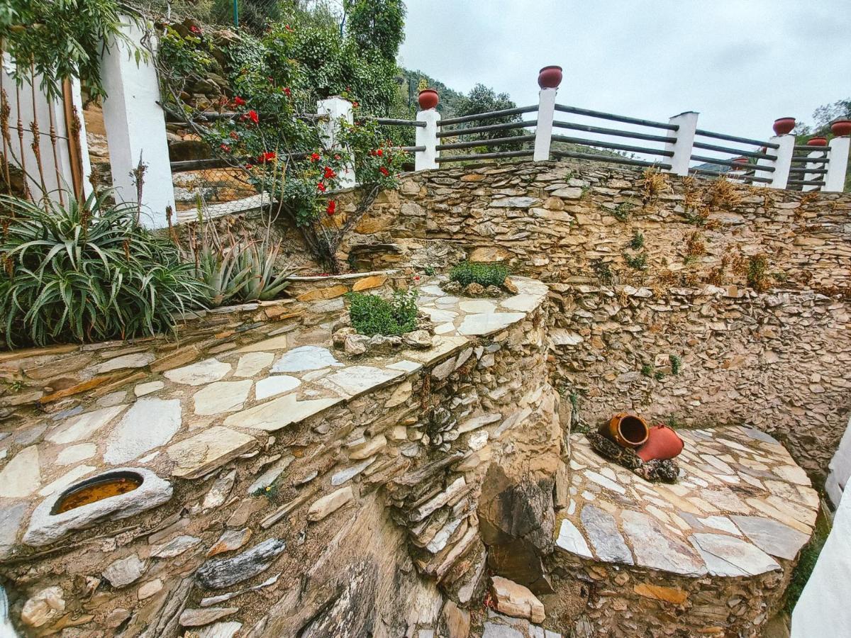 Vila Molino Laroya Exteriér fotografie